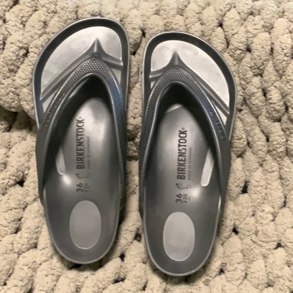 Birkenstock Honolulu EVA Thong 6 NWOT